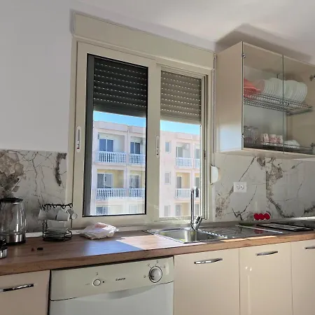 Apartman Floor Velipoja